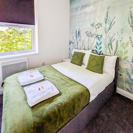 Emerald Delightful Suite Moseley Mews, Birmingham By Staystaycations المظهر الخارجي الصورة